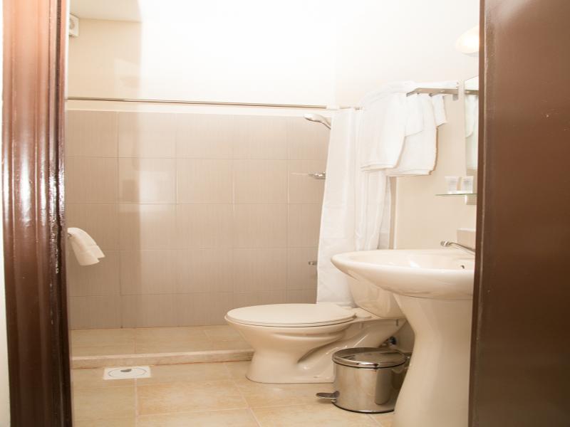 Antika Amman Hotel Luaran gambar